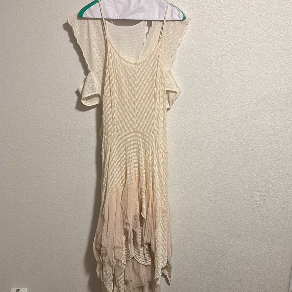 Elegant Cream Women's Dress